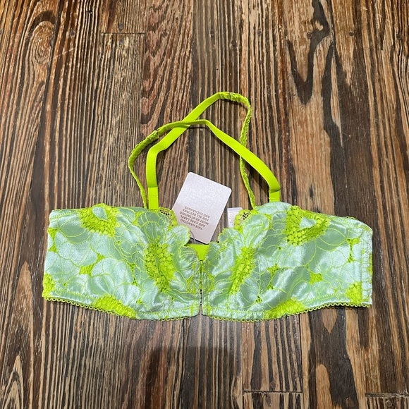 Savage X Fenty Other - Savage X Fenty Neon Green Lace Bralette